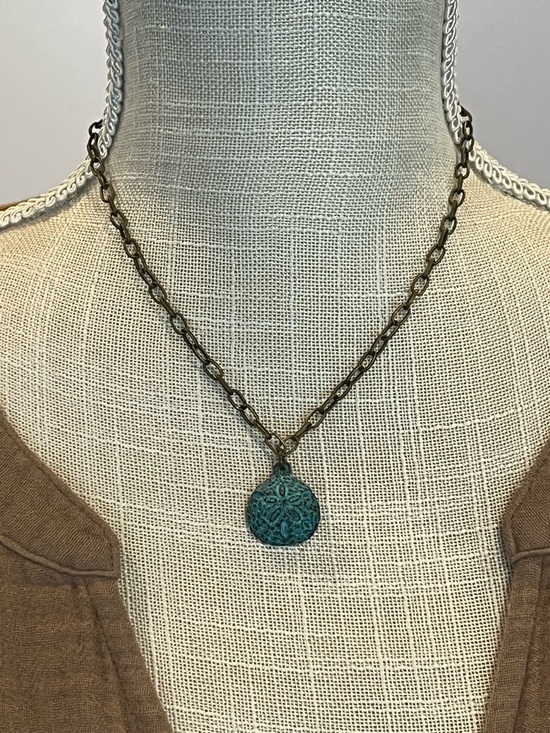 Shellymic Jewelry Jewelry - Patina Sand Dollar Pendant Necklace